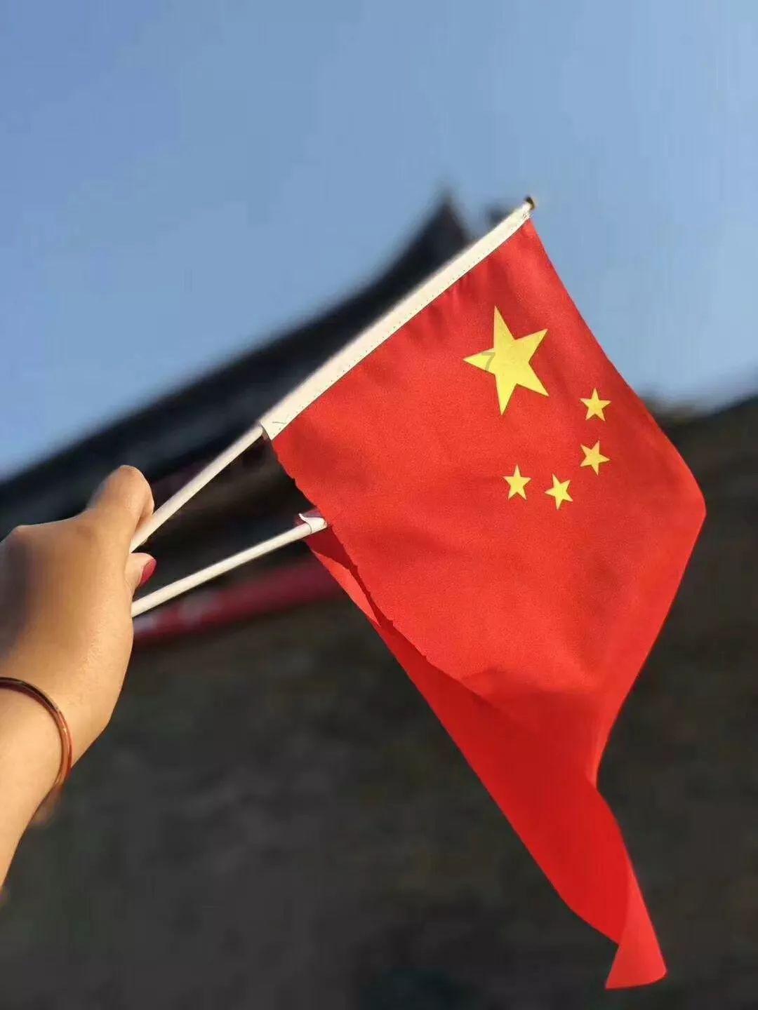 浪漫衣裙