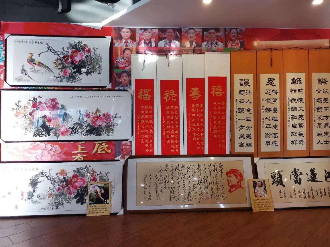 60岁的高龄产妇,冒险产下双胞胎,如今11年过去了,她们现状如何